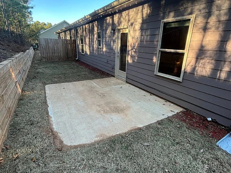 219 Oakwood Dr — Photo 15