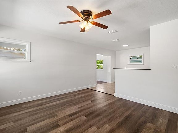 4th image of 1513 Heather Ave