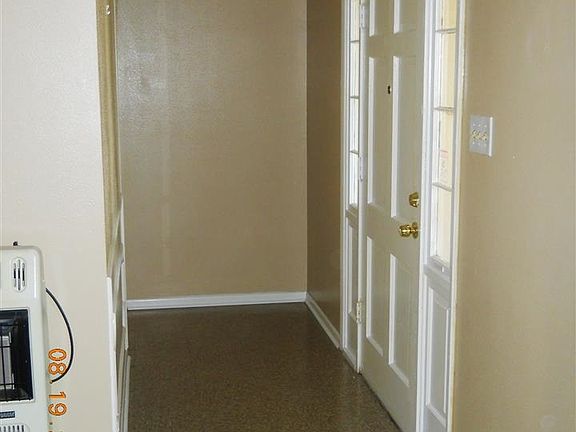 5th image of 1050 Bingman Dr