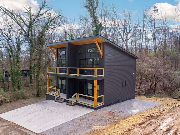 5th image of 132 Lynchburg St #102