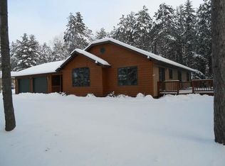 9094 Woodruff Rd, Woodruff, WI 54568