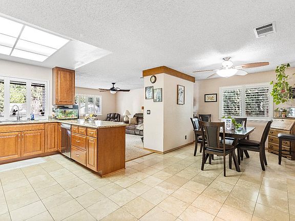 2nd image of 3150 Redwood Drive