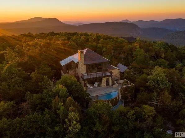 500/502 Sheer Rock Road, Glenville, NC 28736