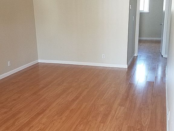 4th image of 485 Firloch Ave APT 4