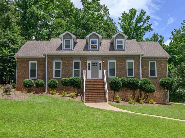 110 Pine Cliff Cir, Birmingham, AL 35226