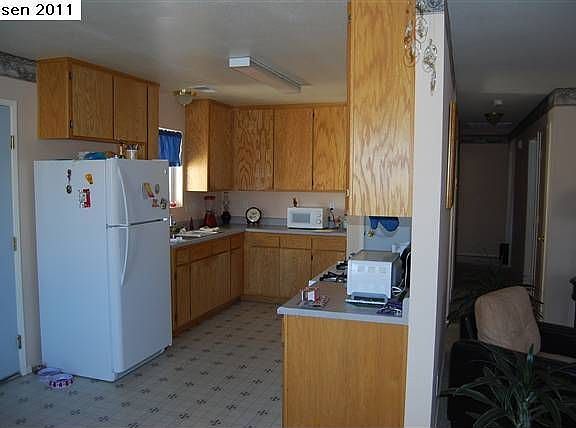 3rd image of 620 Pearl Cir
