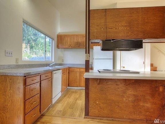 5th image of 14240 SE 41st St #1