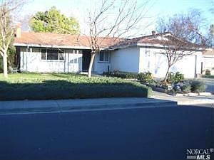 1st image of 725 Blueridge Ln