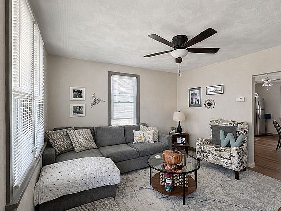 3rd image of 508 Stiening St