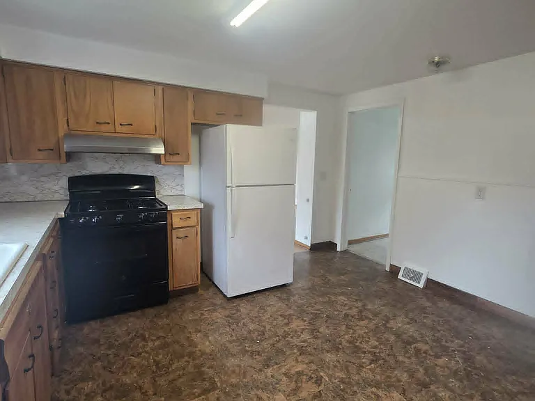 147 Washington Sq #1 — Photo 8