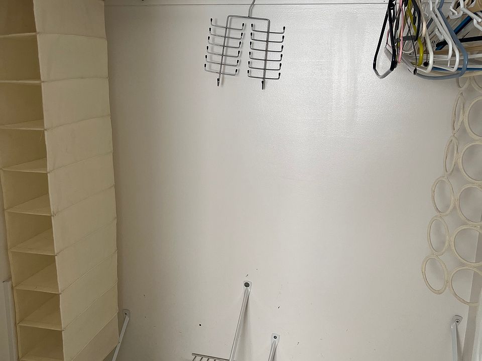 2nd image of 743 Aldrin Ave #1