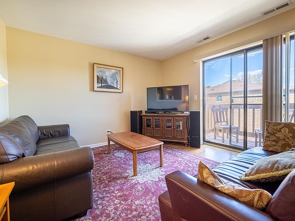 2nd image of 2246 Abbeywood Dr APT F