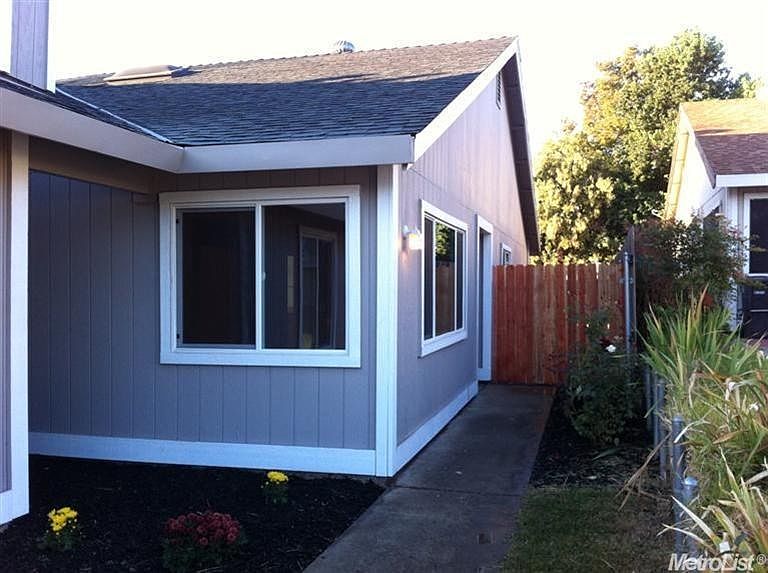 1st image of 7219 La Luna Ct
