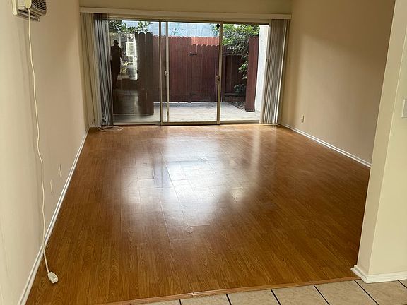 3rd image of 1141 Hacienda Pl APT 6
