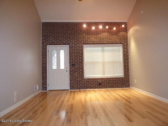 3812 Great Room Brick wall