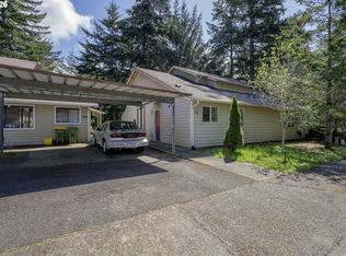 1320 Spruce St, Florence, OR 97439