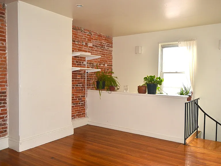 1734 Spruce St #2R — Photo 12