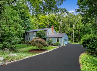 101 Surrey Rd, Stamford, CT 06903