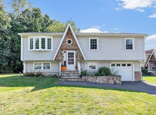 40 Orne St, West Haven, CT 06516