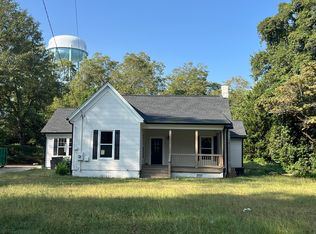 203 Covington St, Loganville, GA 30052