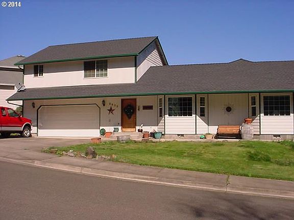 2nd image of 2635 NW Loma Vista Dr