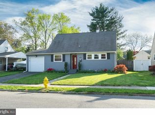 25 Endicott Rd, Hamilton, NJ 08690