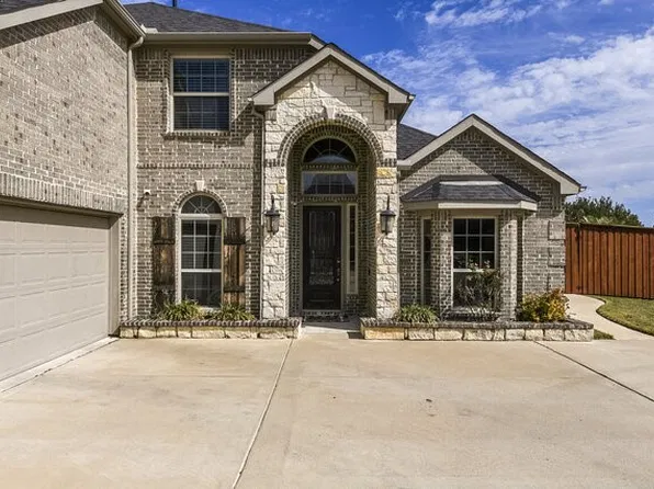 909 Heath Creek Dr, Desoto, TX 75115