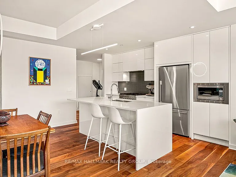 135 Barrette St #406 — Photo 17