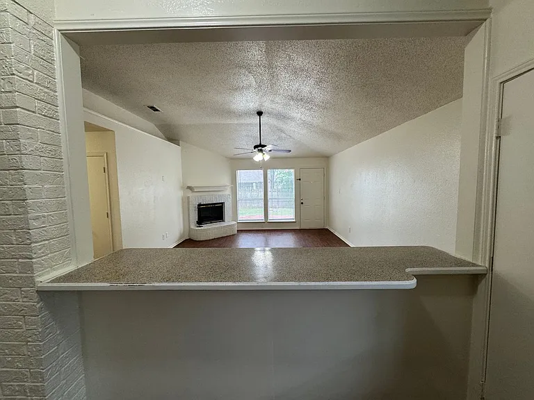 4024 Periwinkle Dr — Photo 16