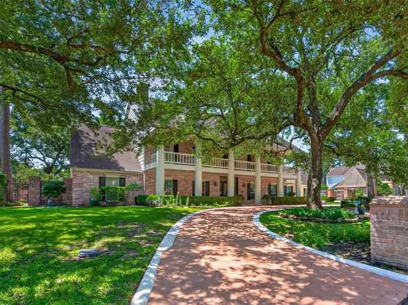 9303 Tranquil Park Dr, Spring, TX 77379