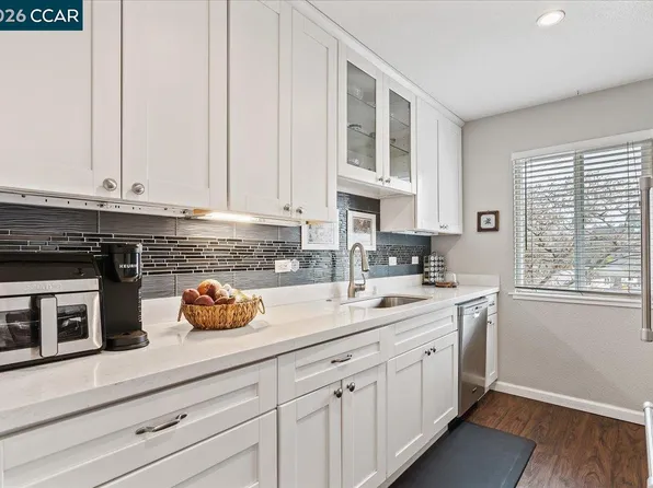 2180 Geary Rd APT 18, Pleasant Hill, CA 94523