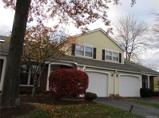 47 Old Pine Ln, Rochester, NY 14615