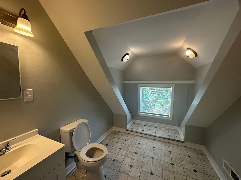 1222 Salem Ave SW #B — Photo 14