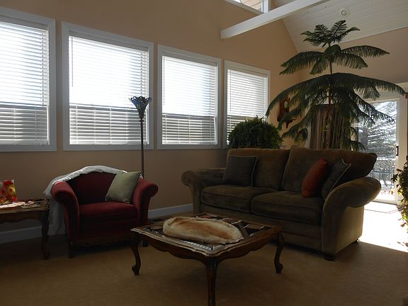 4th image of 8040 Lupine Ln
