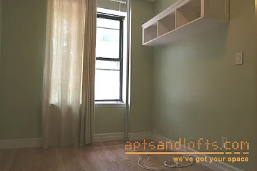 Rented by aptsandlofts.com