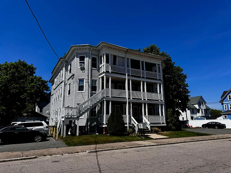11 John St #10 — Photo 2