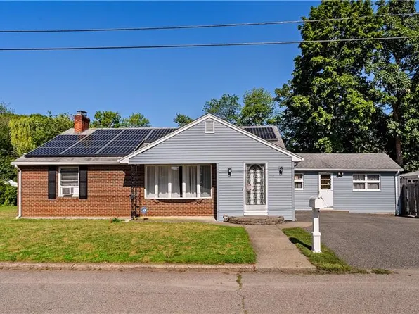 210 Dorman Ave, North Providence, RI 02904