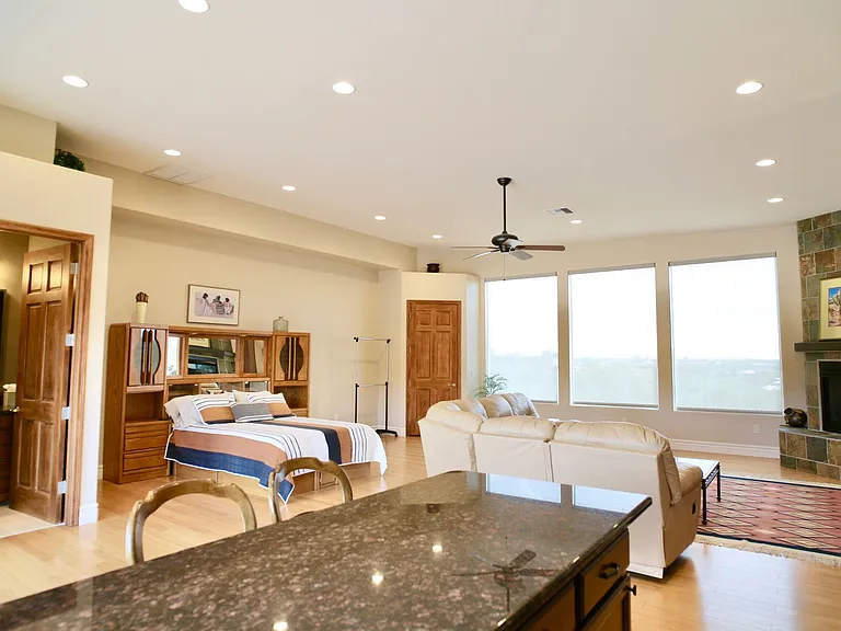 3900 N Camino Blanco #1 — Photo 37