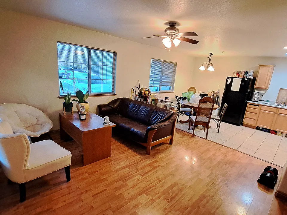819 H St #14