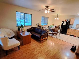 819 H St APT 14, Davis, CA 95616