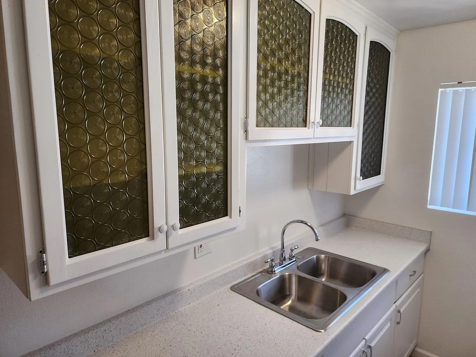 1 bed, 600 sqft, $1,750 — Photo 4
