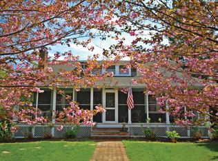 23 Smith St, Shelter Island, NY 11964