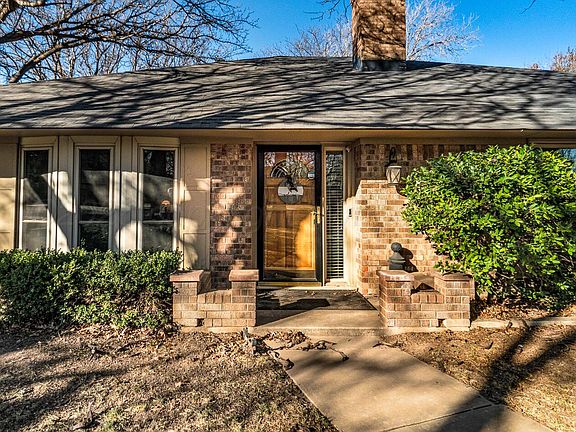 2nd image of 6405 Ridgewood Dr