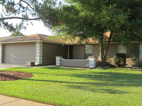 2nd image of 8516 Woodhurst Dr