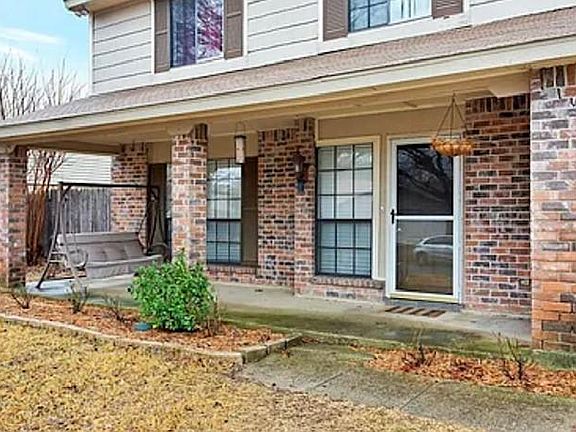 2nd image of 3904 Wrenwood Dr