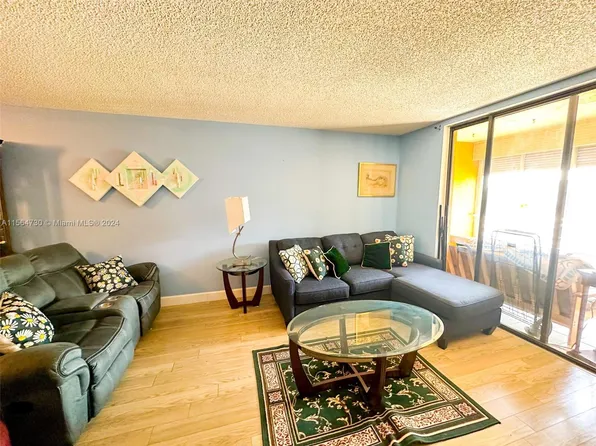 2800 Somerset Dr APT 306J, Fort Lauderdale, FL 33311