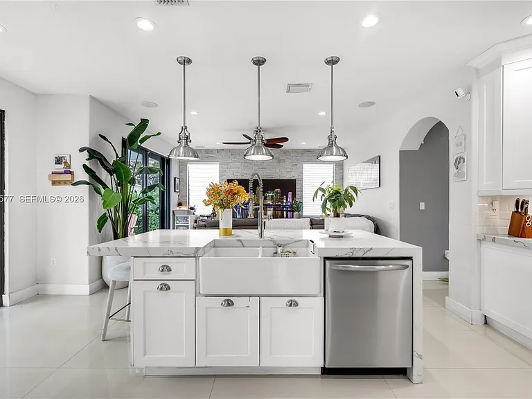 15011 SW 11th St — Photo 14