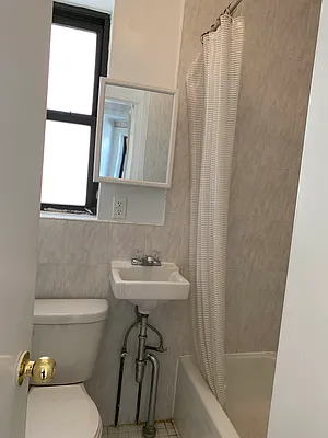 Rented by D H Realty & Management Inc | media 4