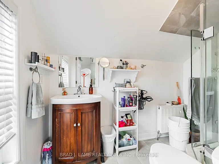 665 Richmond St W #3 — Photo 26