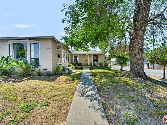 5th image of 10796 Galvin St